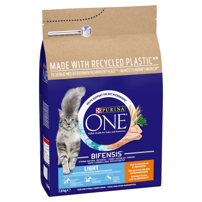 Purina One Adult Cat Light Chicken & Wheat 2.8kg