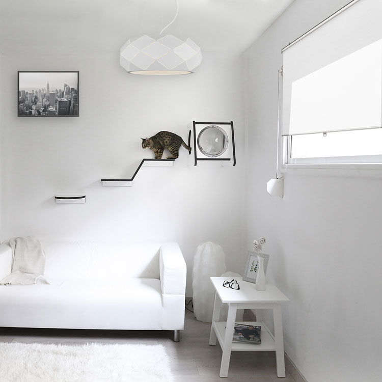 The SPUTNIK white wall bed